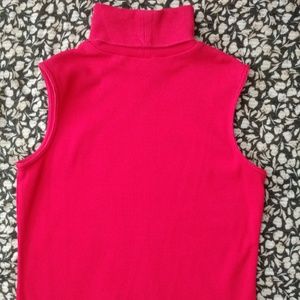 Sexy Sleeveless Red Turtleneck Shirt (Size 2P)